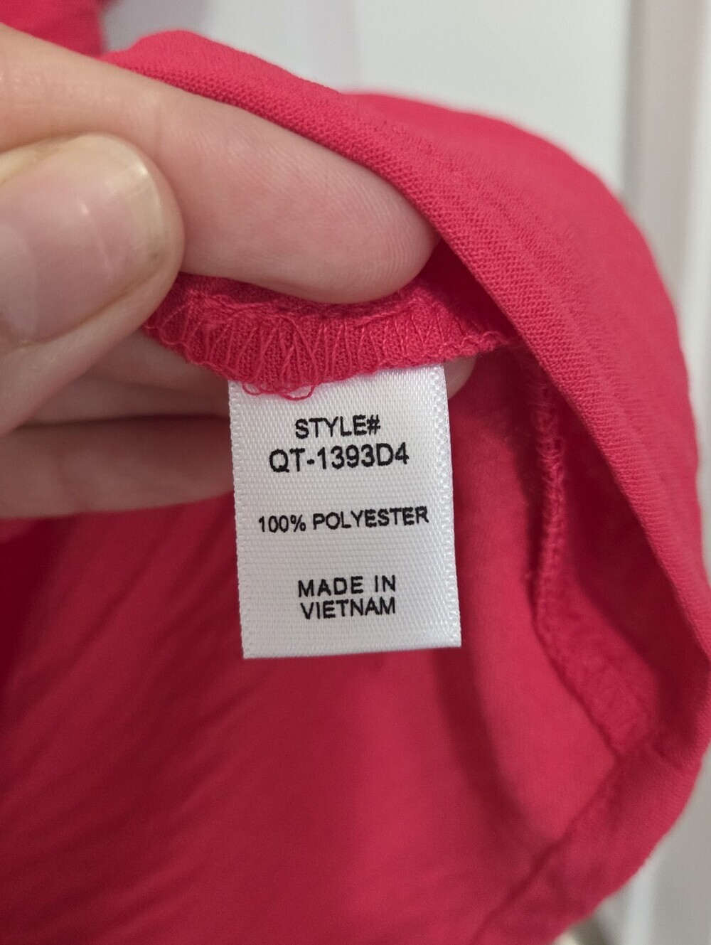 Zenana Outfitters Bright Pink Ruffle Short Sleeve Textured Top Size Small Office - Picture 4 of 7